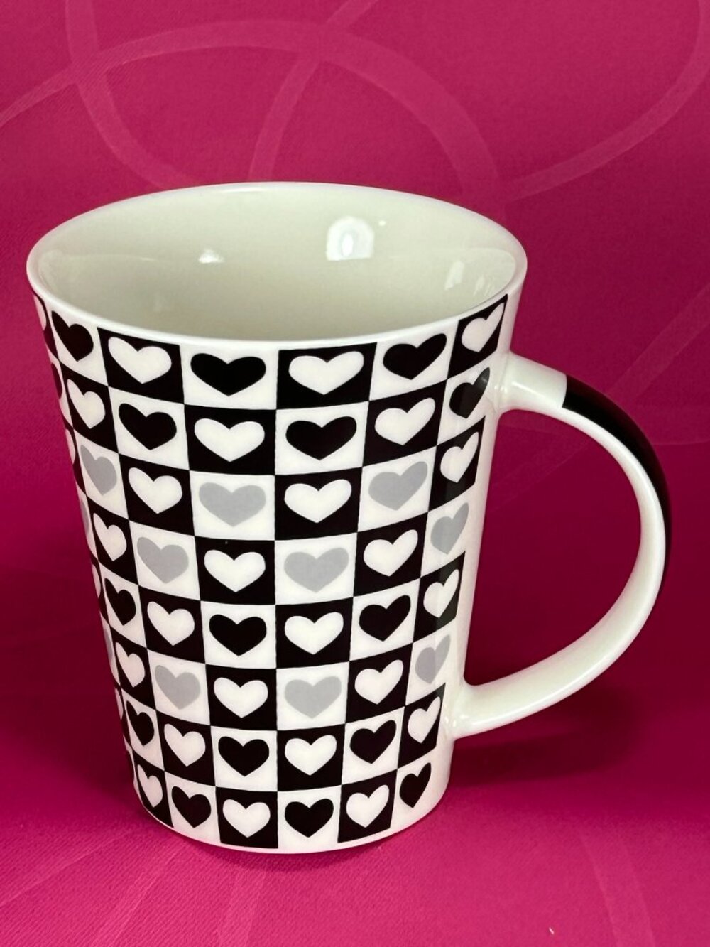 Lauren Taylor London multi hearts coffee mugs